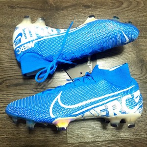 mercurial superfly 10