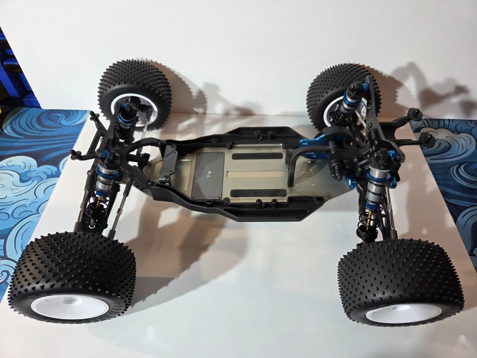 Nuevo kit de equipo 1/10 Team Associated RC10T 6.4 construido con neumáticos, ruedas y carrocería Foto 4 de 4