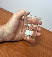 FISHERBRAND Glass 150mL Low Form Graduated Griffin Beaker Pour Spout FB-100-150