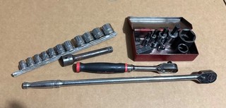 Mixed lot of snap on Sockets ratchets allens see pics for sizes used tools