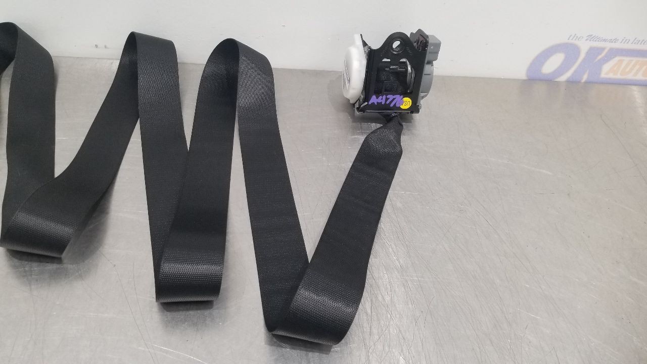 11 MERCEDES BENZ SLS AMG C197 SEAT BELT RETRACTOR FRONT LEFT DRIVER BLACK