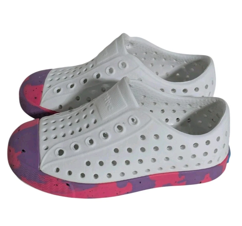 Zapatillas sin cordones Native Jefferson blancas mármol niñas pequeñas 7 zapatos al aire libre C7 Foto 2 de 4