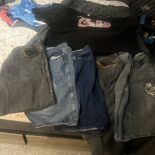 Rocawear Lot 48-34 price reduce to sell faster