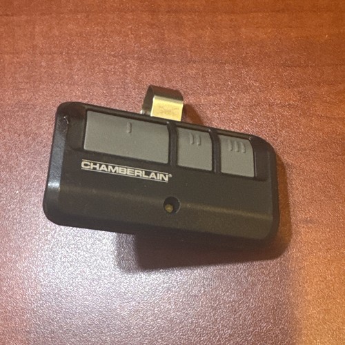 Chamberlain 3 Button Garage Door Remote Model 953ESTD JL - Picture 3 of 6