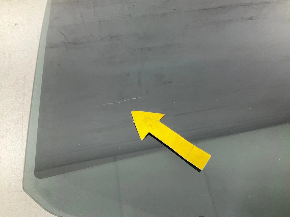 11-22 Jeep Grand Cherokee Rear Left Driver Door Glass - Image 4 of 4