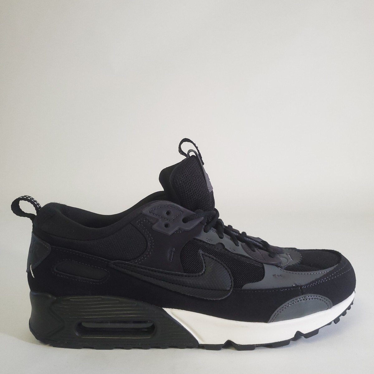 nike air max futura black