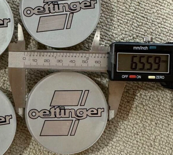 Juego de 4 tapacubos centrales Oettinger - 69 mm - tapacubos de rueda de coche Foto 3 de 3