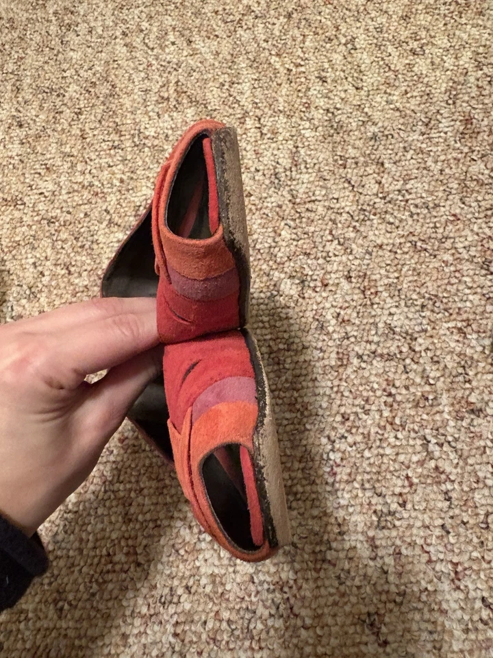 Sapatos de grife Fendi vermelho rosa laranja camurça balé liso feitos na Itália tamanho 37,5 - Imagem 3 de 4