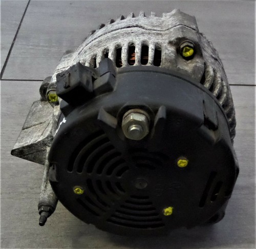 VW Golf III Polo 6N Bosch Lichtmaschine Generator 028903025G 0123310020