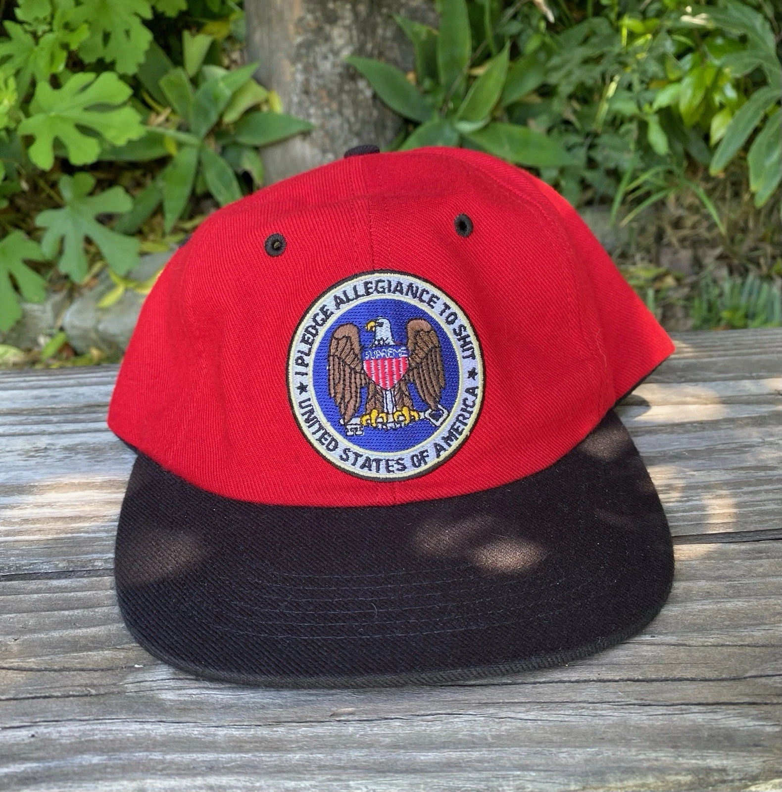 Casquette snapback vintage Supreme Pledge Allegiance six panneaux fabriquée aux États Unis aigle