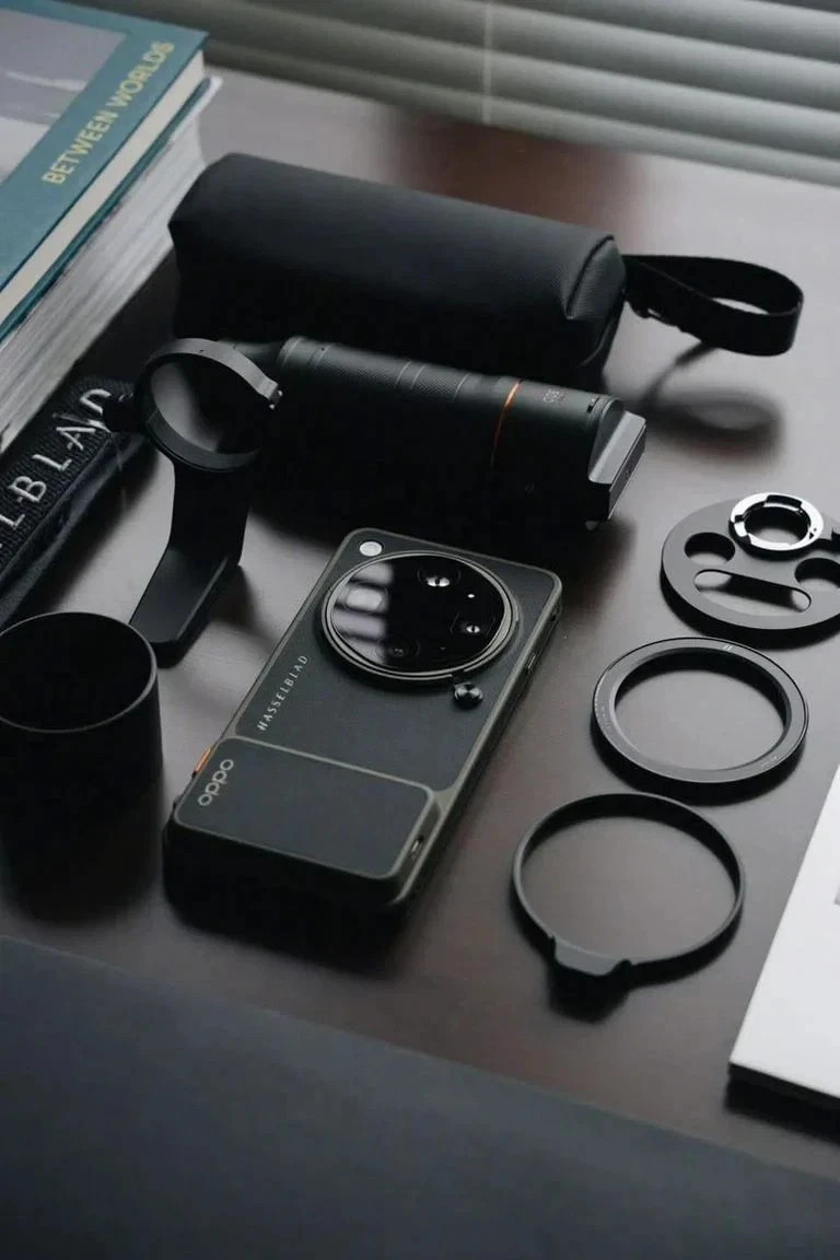 OPPO Find X9 Ultra 1TB Hasselblad Earth Explorer Master Limited