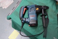 Bosch RH328VC 1-1/8-Inch 8 Amp Corded Variable Speed Rotary Hammer Drill