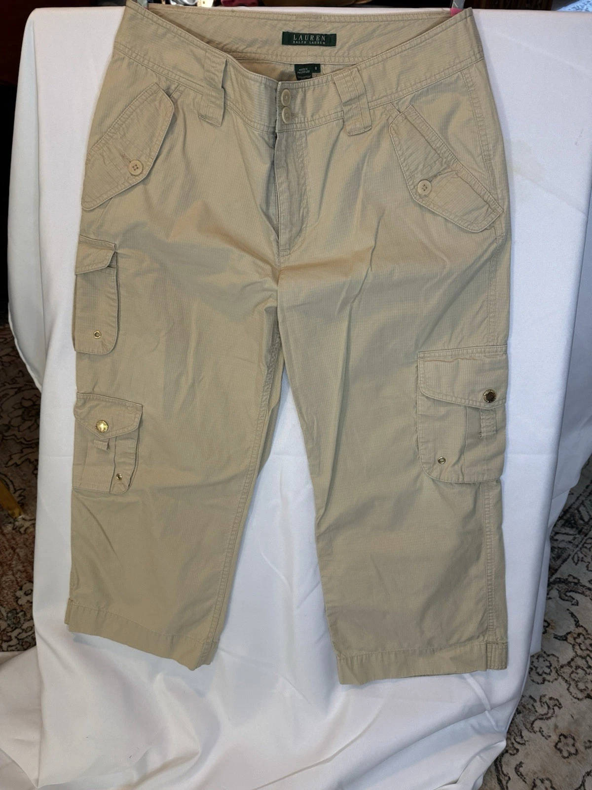 Women’s Ralph Lauren, Beige Capris, Gold Buttons Size 8 Cargo Pants