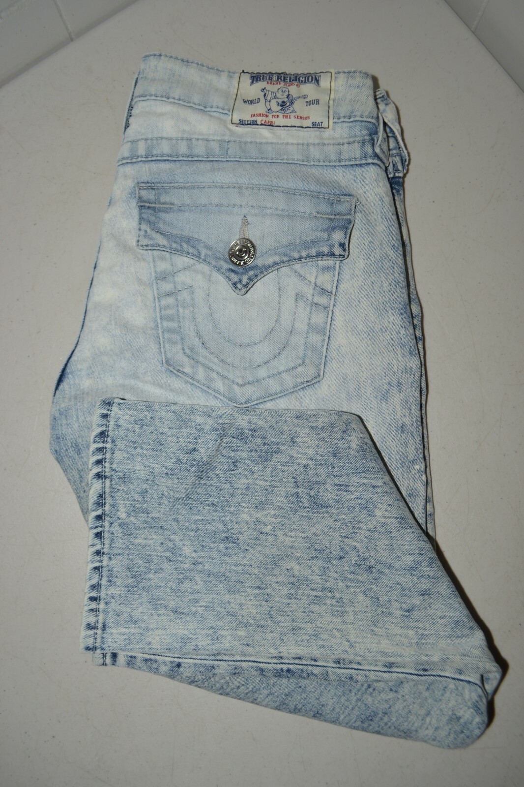 True Religion Women's Capri Light Blue Denim Jeans Sz 27x23