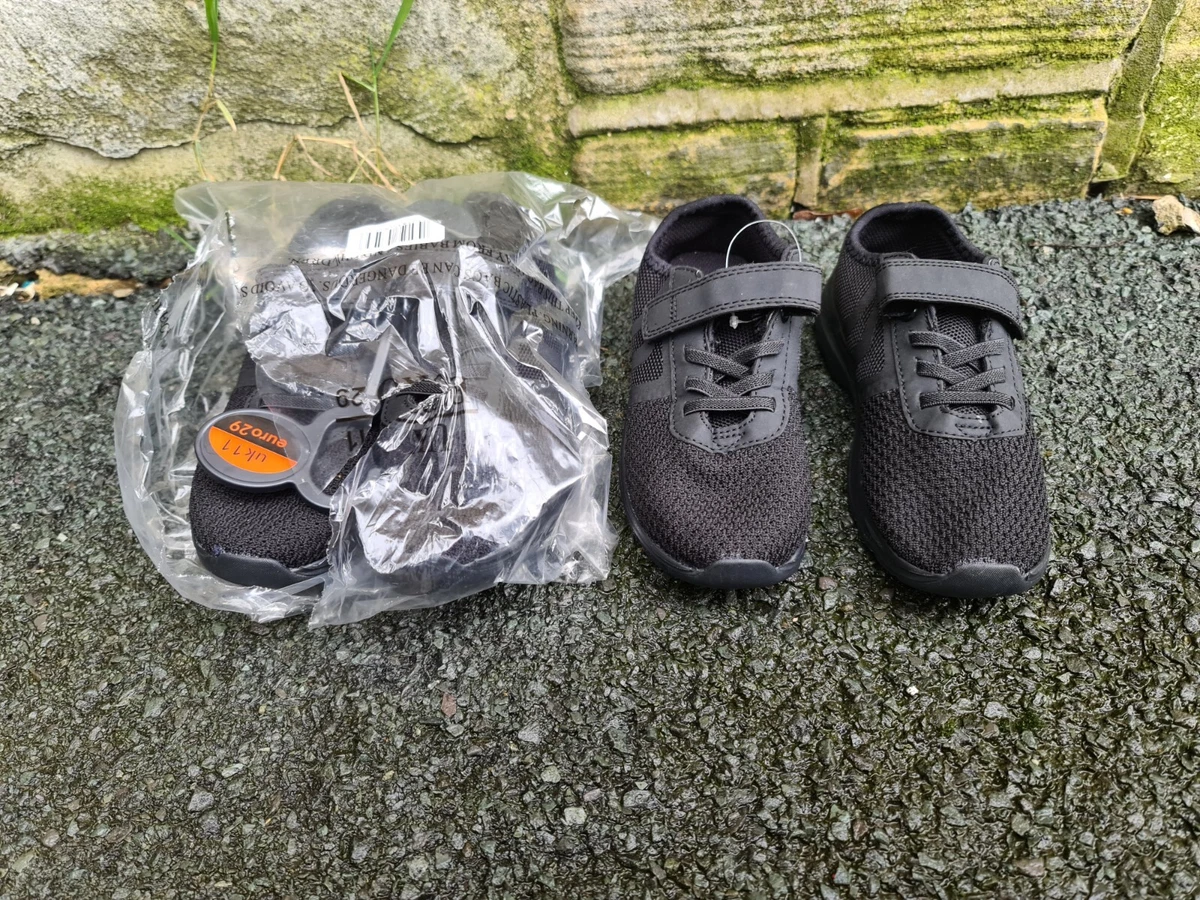 Kids trainers size 11 clearance
