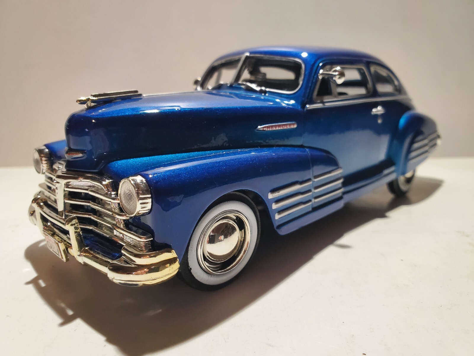 Motormax 1948 Chevy Fleetline Aerosedan 1:24 Scale Diecast Model '48 ...