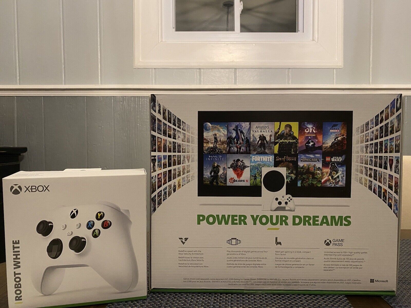 Xbox Series S + Xbox Wireless Controller Robot White + 3 Month Game Pass