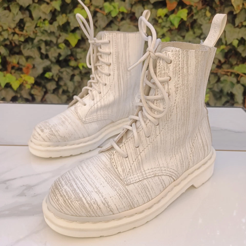 Botas de combate Dr. Martens Doc 1460 Pascal blancas a rayas para mujer talla 5 Foto 4 de 4