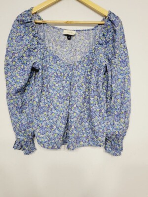 Universal Thread Women's Blouse Size XS Balloon Sleeve Oversized V-neck