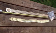 2 VTG WOMENS LADIES GOLD TONE METAL BELT SCALE DESIGN STRETCH BELT Hong Kong A 