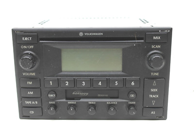VW Volkswagen Car Radio Model PU-2354A Series 0553206 12V 80W