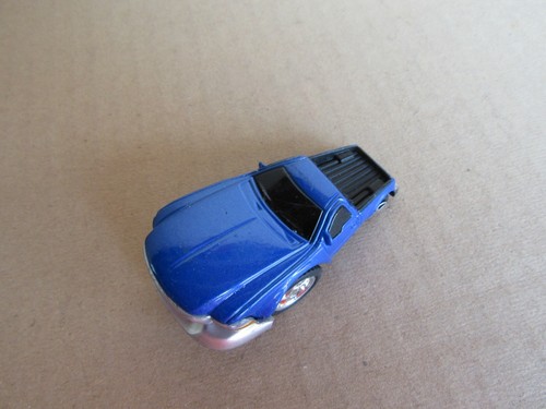 755J Maisto Hoodz 1999 Ford Super Duty Azul 1:64 - Imagen 5 de 7