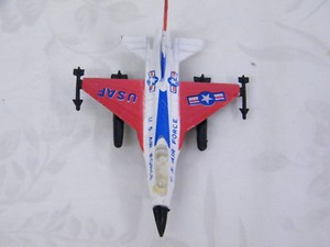 f 16 toy plane