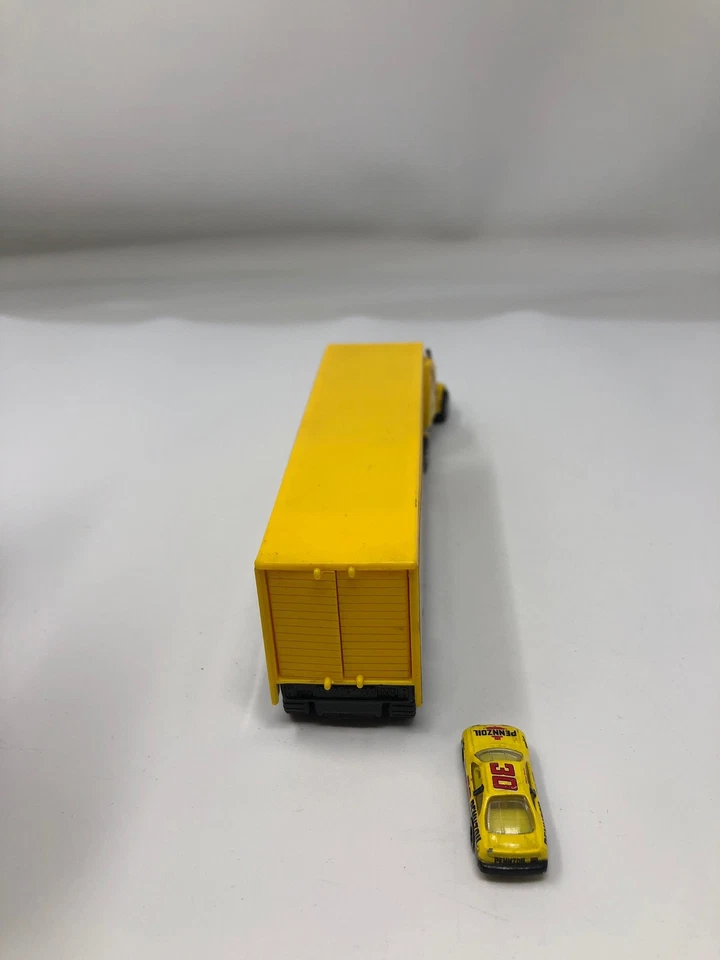 1983 Matchbox Bahari И Pennzoil Гоночная Команда Michael Waltrip Установка С Автомобилем - Изображение 2 из 4