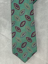 Burberrys of London Green  Purple Paisley 100 Silk Neck Tie Made In USA