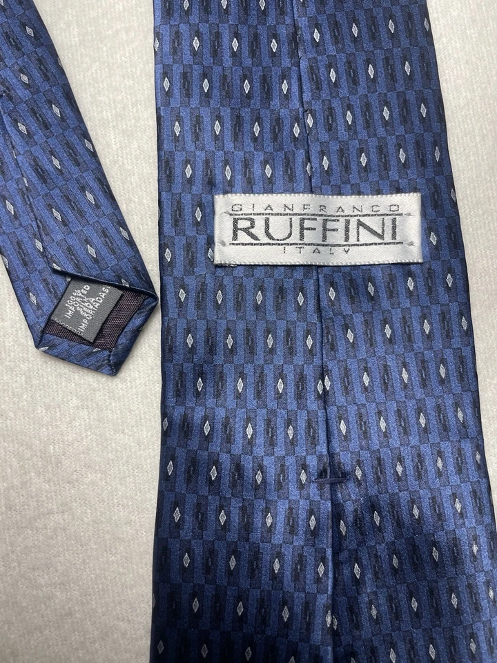 Vintage Gianfranco Ruffini Silk Tie Made in Italy – Blue Geometric Micro Pattern - Image 2 of 4