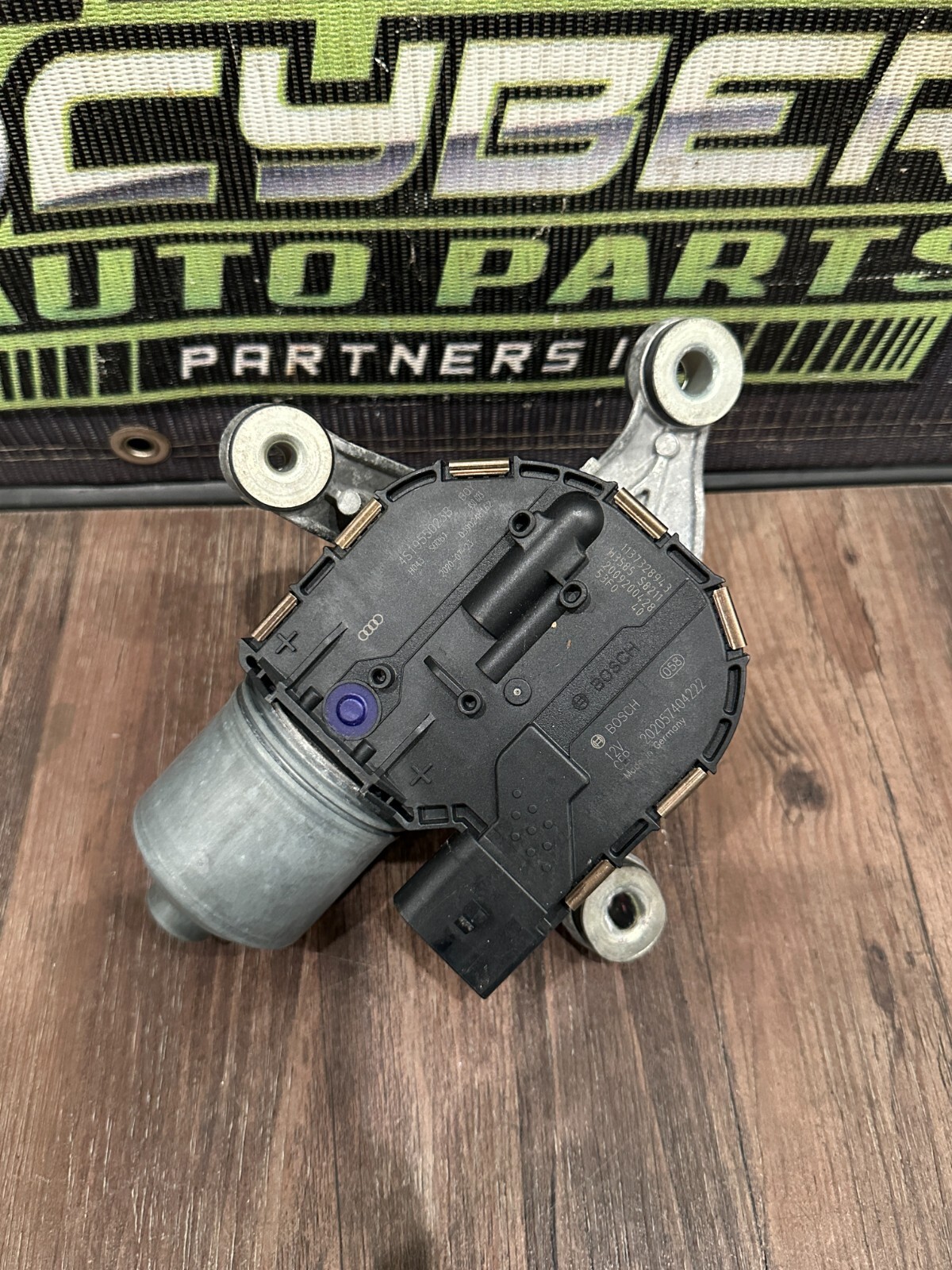 2021 AUDI R8 WINDSHIELD WIPER MOTOR OEM 4S1955023B