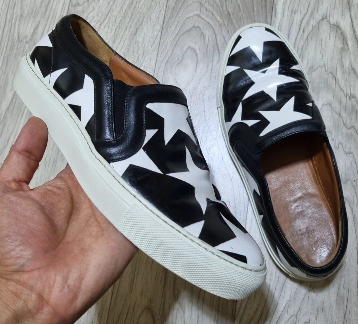 Givenchy white clearance and black sneakers