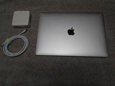 2020 release Apple MacBook Pro, 13", 1.4GHz i5, 8gb RAM, 256gb SSD, Excellent 
