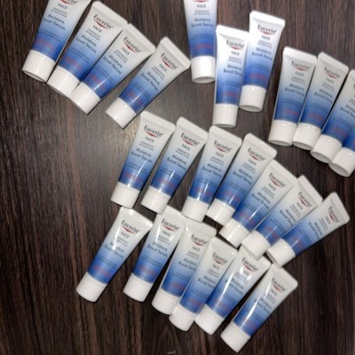 Eucerin Moisture Boost Serum Hyaluronic Acid Concentration Travel 0.25 oz X 24PC