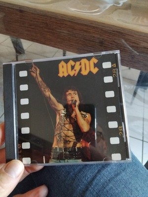 AC/DC Living In Hell C.D Live.