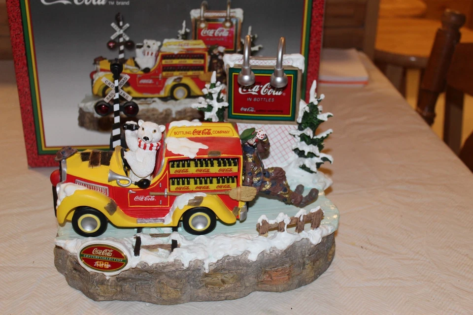 Coca-Cola Limited Edition Motion Musical Featuring Emmett Kelly Preowned - Image 4 of 4