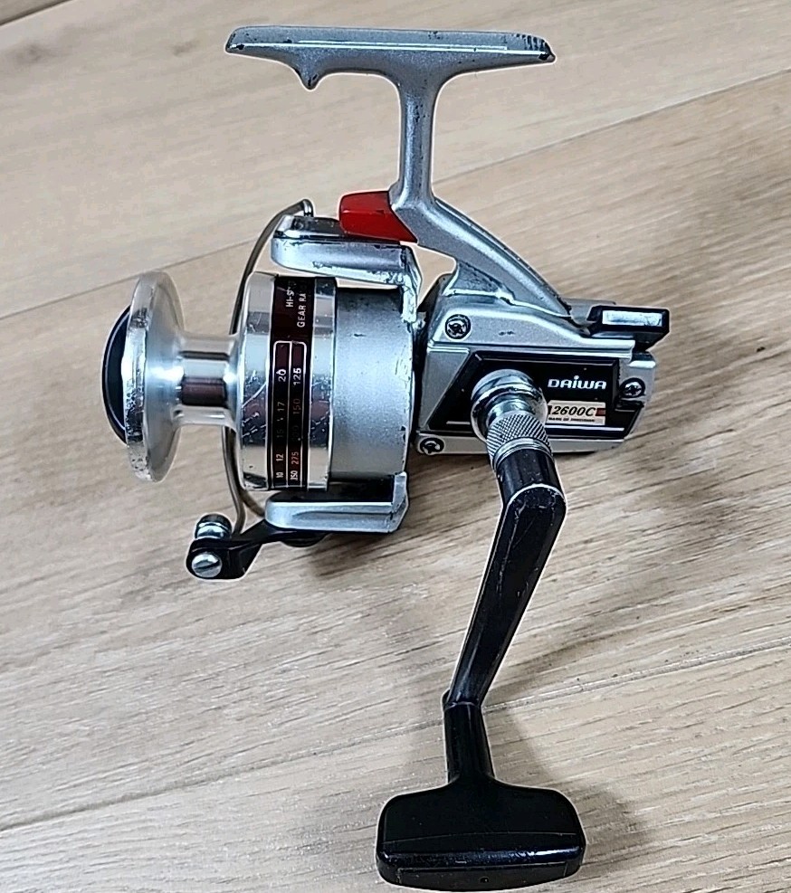 DAIWA 1970年～80年モデル DAIWA 2600C Made Japan 1977 Fishing Reel 1:4.8 Gear Ratio | eBay