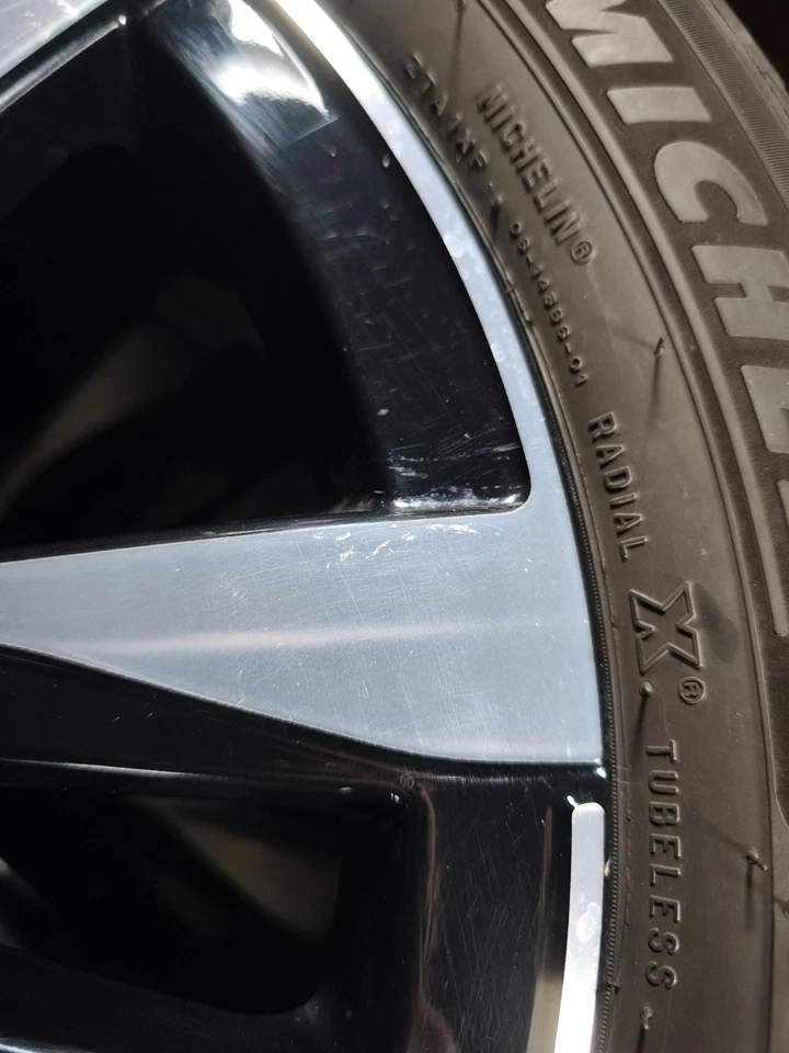 4 Winterreifen 225 50 - 245 45 R17 MB C Klasse W206 17" Alufelgen Winterräder - Bild 4 von 4