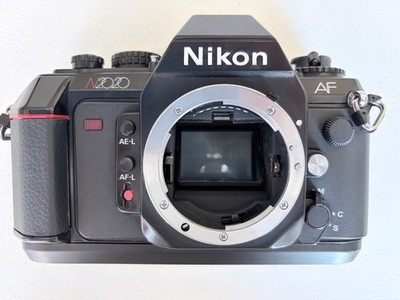 Nikon N 2020 (F-501) Spiegelreflex Kamera - Mit Film getestet!