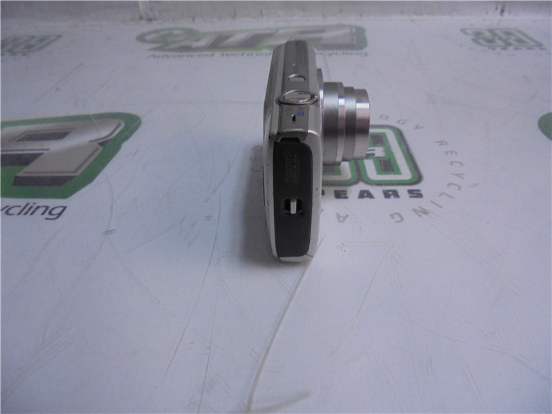 Canon PowerShot ELPH180 Digital Camera Tested Good Condition