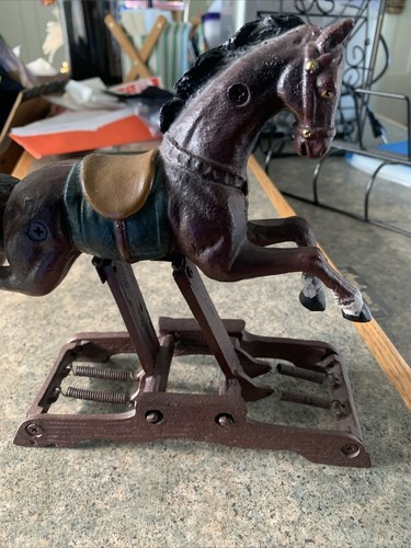 Vintage Cast Iron Spring Loaded Miniature Rocking Horse Great Condition - Picture 3 of 8