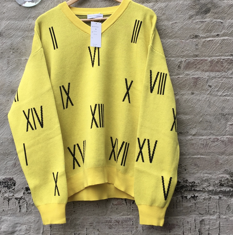 GOSHA RUBCHINSKIY roman Numerals numbers letter V-neck GOSHA RUBCHINSKIY roman Numerals numbers letter V-neck