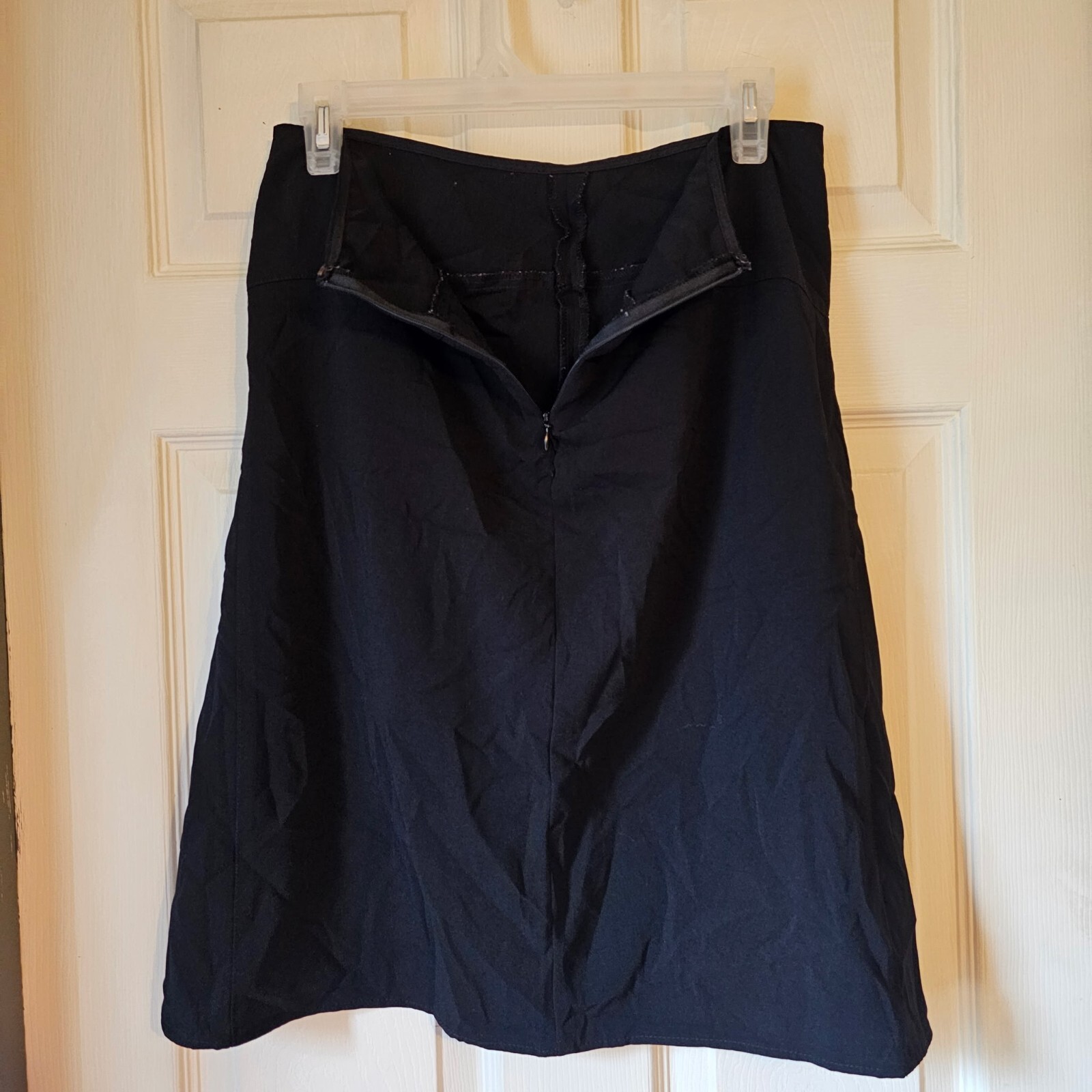 Dramatic Expressions Size 8 Petite Simple Black A… - image 3