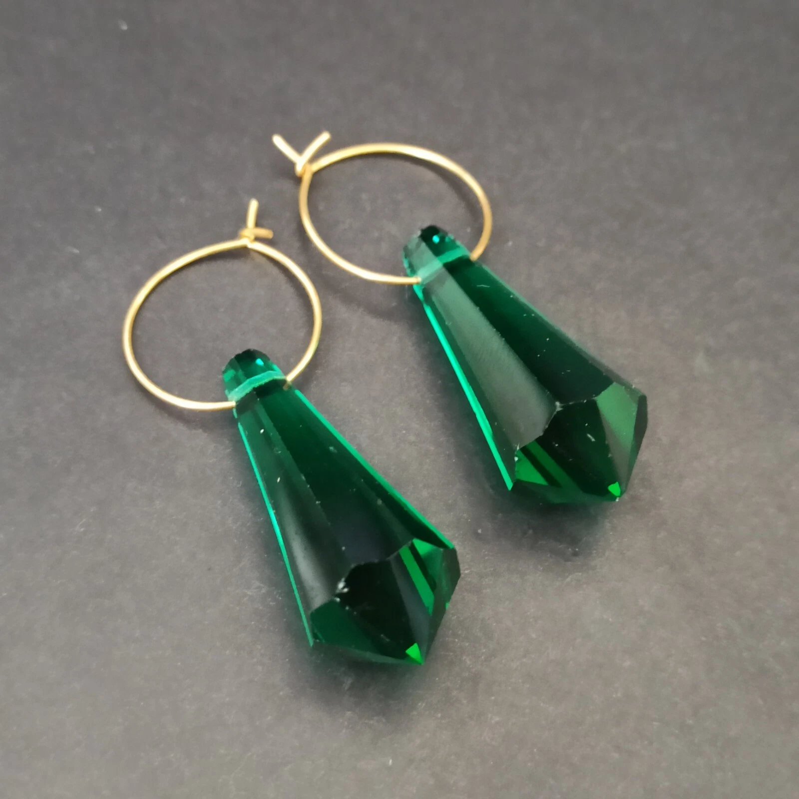 Rich Emerald Green Earrings Bottle Faceted Teardrop Briolette Glass Crystal Hoop