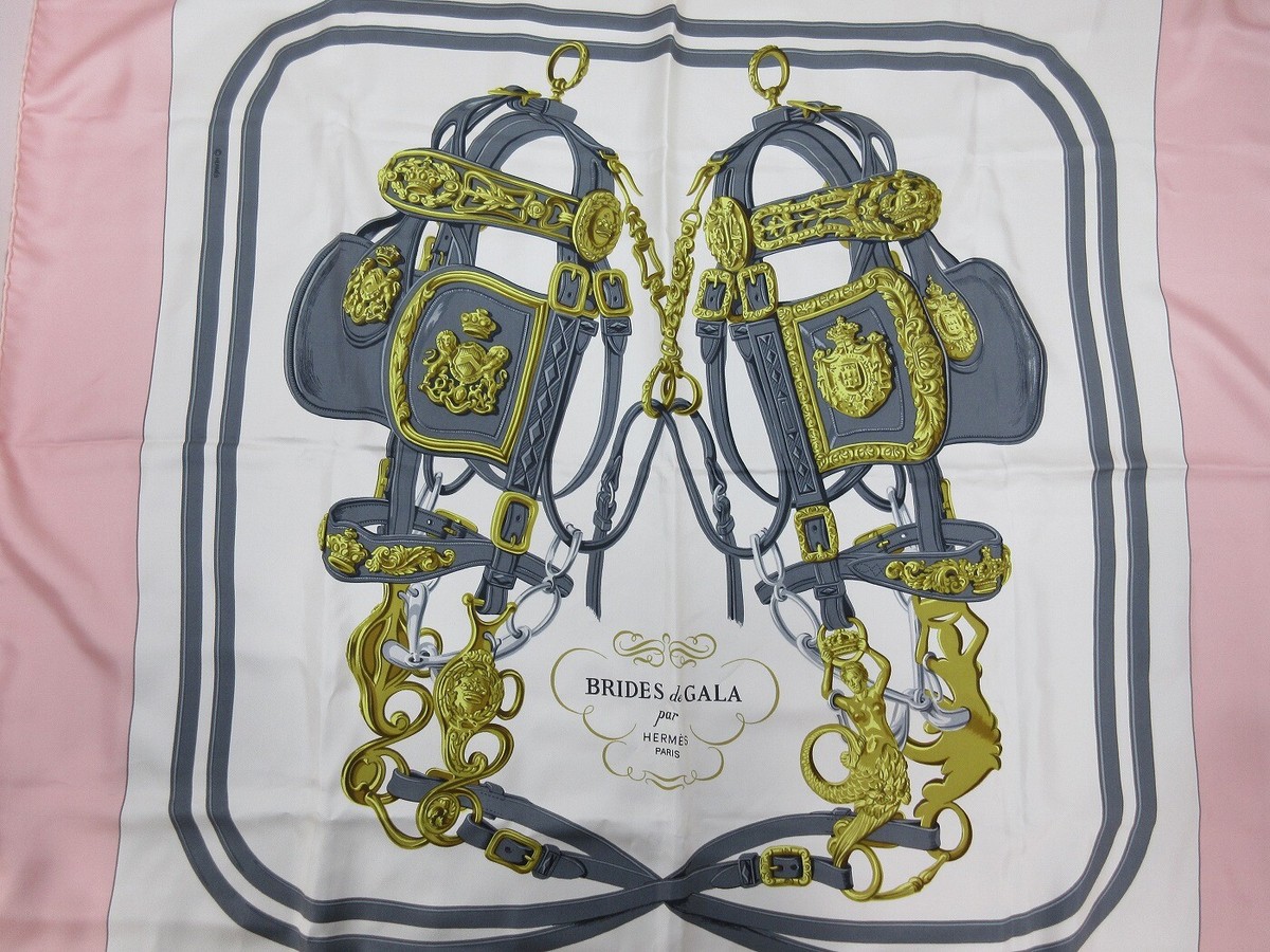 HERMÈS BRIDES de GALA シルクスカーフ　ピンク エルメス カレ90 BRIDES de GALA 式典用馬勒 スカーフ シルク