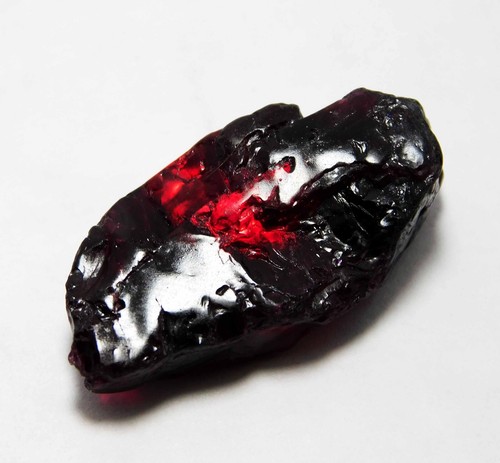 Natural Red Painite Rough 54.90 CT Burma Untreated Very Rare Loose Gemstone - Picture 8 of 14