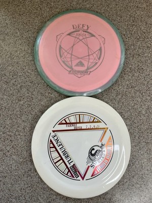 Lot (2) Axiom Defy 170g & Streamline Turbulence 174g 6/10 No Ink MVP