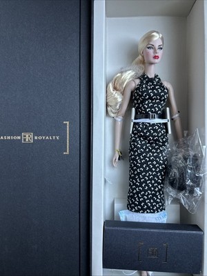 Integrity FR Fashion Royalty Aristocratic Baroness Agnes Von Weiss