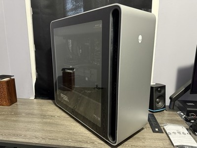 Alienware Area 51 AAT2250 | Ultra 9 285K | RTX 5080 | 64gb DDR5 XMP | 2TB SSD