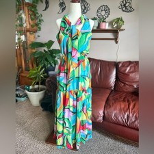 Women’s Size Small Multicolor Sleeveless Colorful Abstract Maxi Dress